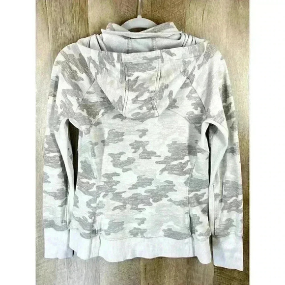 Athleta Jacket Women’s Medium Gray Camo Triumph Printed Hoodie Gypsum Full Zip - Picture 7 of 9